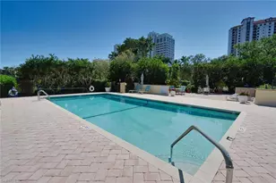 7040 Pelican Bay Blvd, Naples, FL 34108 - Photo 25