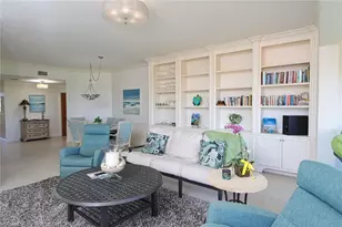 7040 Pelican Bay Blvd, Naples, FL 34108 - Photo 5