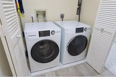 7040 Pelican Bay Blvd #D401, Naples, FL 34108 - Photo 21