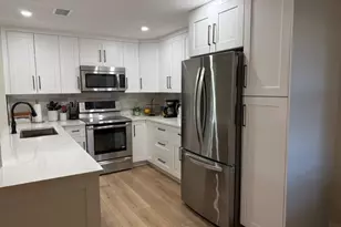 2525 Aspen Creek Ln, Naples, FL 34119 - Photo 23