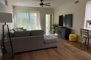 2525 Aspen Creek Ln, Naples, FL 34119 - Photo 9