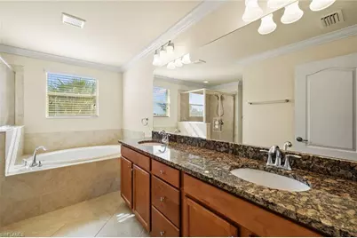 2575 Laurentina Ln, Cape Coral, FL 33909 - Photo 19