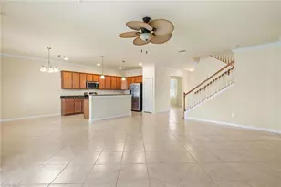 2575 Laurentina Ln, Cape Coral, FL 33909 - Photo 3