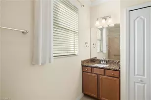 2575 Laurentina Ln, Cape Coral, FL 33909 - Photo 15