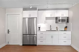 900 Broad Ave S, Naples, FL 34102 - Photo 5