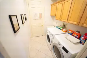 5886 Paradise Cir, Naples, FL 34110 - Photo 15