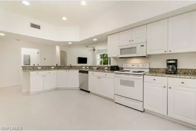 9021 Las Maderas Dr #202, Bonita Springs, FL 34135 - Photo 9