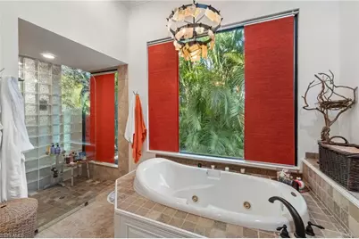 2755 Lantern Ln, Naples, FL 34102 - Photo 17