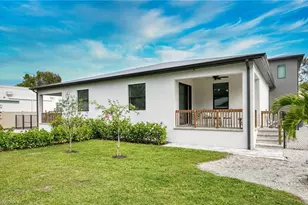 1147 Steeves Ave, Naples, FL 34104 - Photo 33