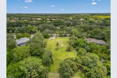 172 Hickory Rd, Naples, FL 34108 - Photo 3