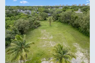 172 Hickory Rd, Naples, FL 34108 - Photo 5