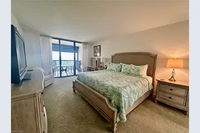 10951 Gulf Shore Dr #804, Naples, FL 34108 - Photo 9