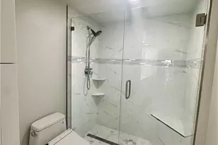 10951 Gulf Shore Dr, Naples, FL 34108 - Photo 11