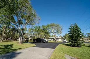 2421 22nd Ave NE, Naples, FL 34120 - Photo 31