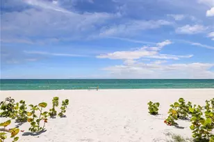 10851 Gulf Shore Dr, Naples, FL 34108 - Photo 27