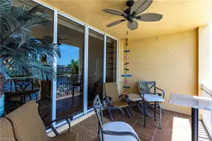 451 Bayfront Pl, Naples, FL 34102 - Photo 31