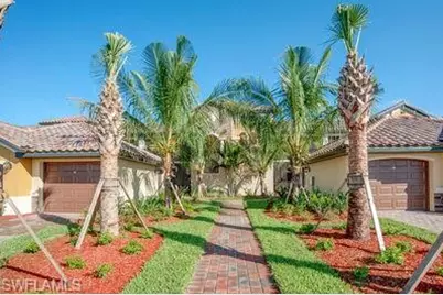 9844 Venezia Cir #721, Naples, FL 34113 - Photo 3
