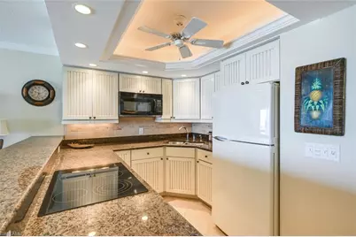 25850 Hickory Blvd #301, Bonita Springs, FL 34134 - Photo 9