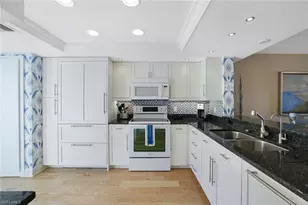355 Park Shore Dr, Naples, FL 34103 - Photo 3