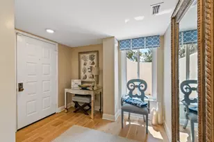 355 Park Shore Dr, Naples, FL 34103 - Photo 19