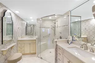 355 Park Shore Dr, Naples, FL 34103 - Photo 13