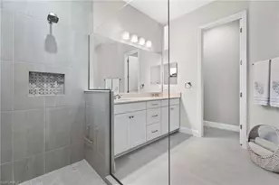 3992 Skysail Dr, Naples, FL 34120 - Photo 17