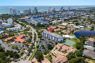 555 Park Shore Dr, Naples, FL 34104 - Photo 5