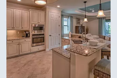 2850 Aviamar Cir, Naples, FL 34114 - Photo 9