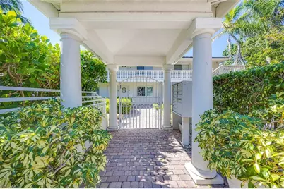 950 7th Ave S #14, Naples, FL 34102 - Photo 3