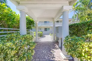 950 7th Ave S, Naples, FL 34102 - Photo 3