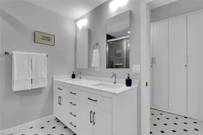 223 11th Ave S, Naples, FL 34102 - Photo 25