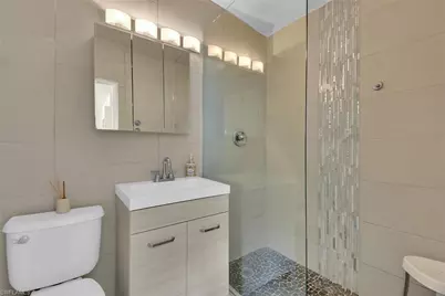 2048 Holiday Ln, Naples, FL 34104 - Photo 23