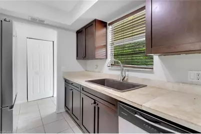 2075 17th St SW, Naples, FL 34117 - Photo 9