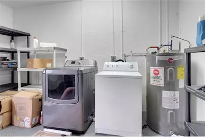 2075 17th St SW, Naples, FL 34117 - Photo 23