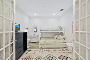 4883 Hampshire Ct, Naples, FL 34112 - Photo 17