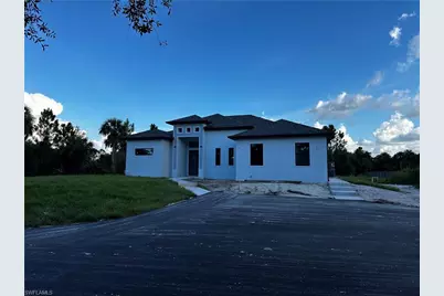 2832 6th Ave NE, Naples, FL 34120 - Photo 3