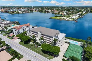 9380 Gulf Shore Dr, Naples, FL 34108 - Photo 3