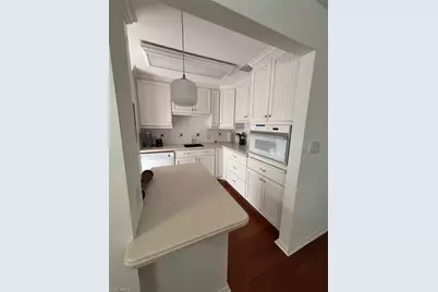 546 Broad Ave S #546, Naples, FL 34102 - Photo 7