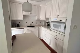 546 Broad Ave S, Naples, FL 34102 - Photo 7