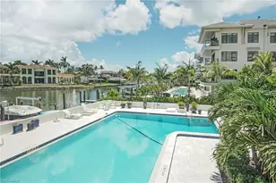 1900 Gulf Shore Blvd N, Naples, FL 34102 - Photo 33