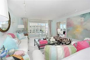 1900 Gulf Shore Blvd N, Naples, FL 34102 - Photo 7