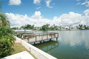 1900 Gulf Shore Blvd N, Naples, FL 34102 - Photo 35