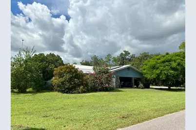 2201 Howard Rd, Labelle, FL 33935 - Photo 9