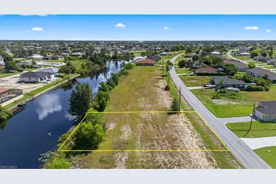 2059 NW 17th St, Cape Coral, FL 33993 - Photo 5