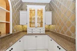 6501 Crown Colony Pl, Naples, FL 34108 - Photo 17