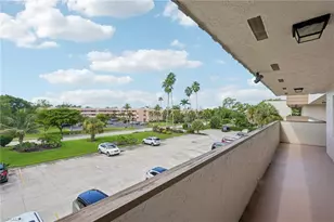 499 Forest Lakes Blvd, Naples, FL 34105 - Photo 23