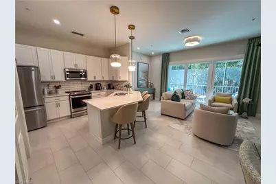 232 Indies Dr E #201, Naples, FL 34114 - Photo 3