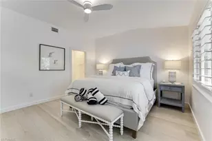 8345 Excalibur Cir, Naples, FL 34108 - Photo 9