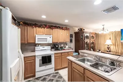 3511 20th St SW, Lehigh Acres, FL 33976 - Photo 3