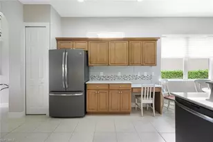 28201 L Burton Fletcher Ct, Bonita Springs, FL 34135 - Photo 9